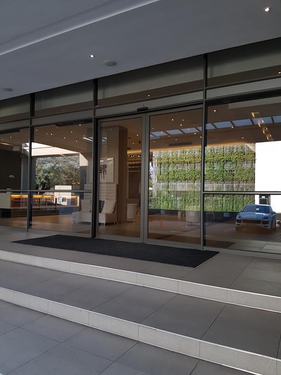 615 Sandton Skye Johannesburg Exteriör bild