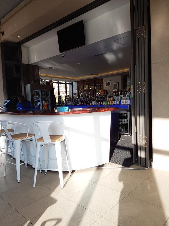 615 Sandton Skye Johannesburg Exteriör bild
