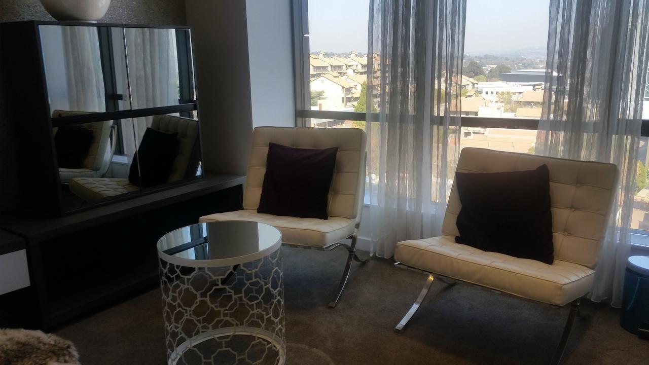615 Sandton Skye Johannesburg Exteriör bild
